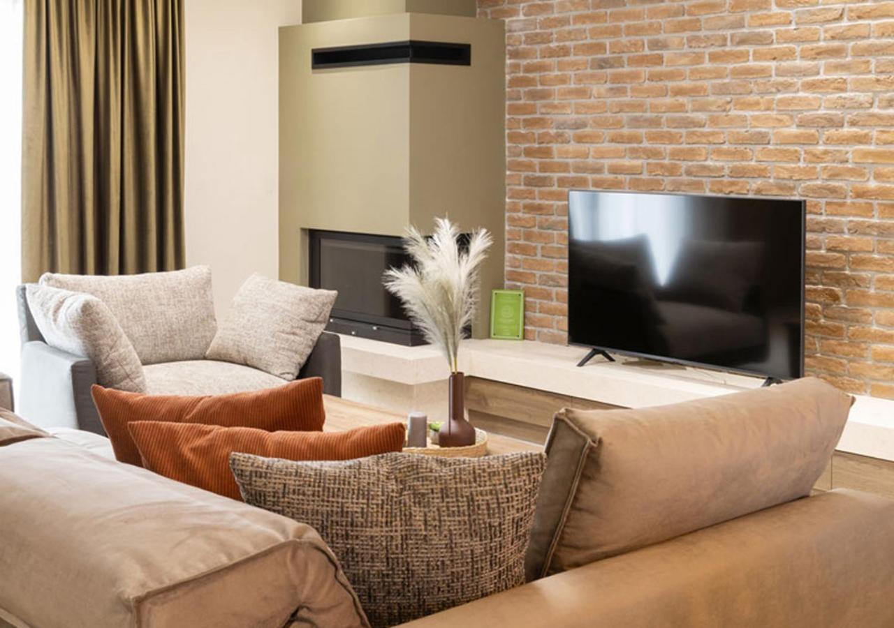 Olive Boutique Villas Larissa Bagian luar foto